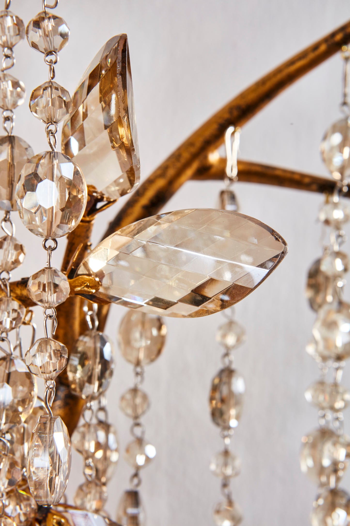 AZ02GD - Crown Chandelier