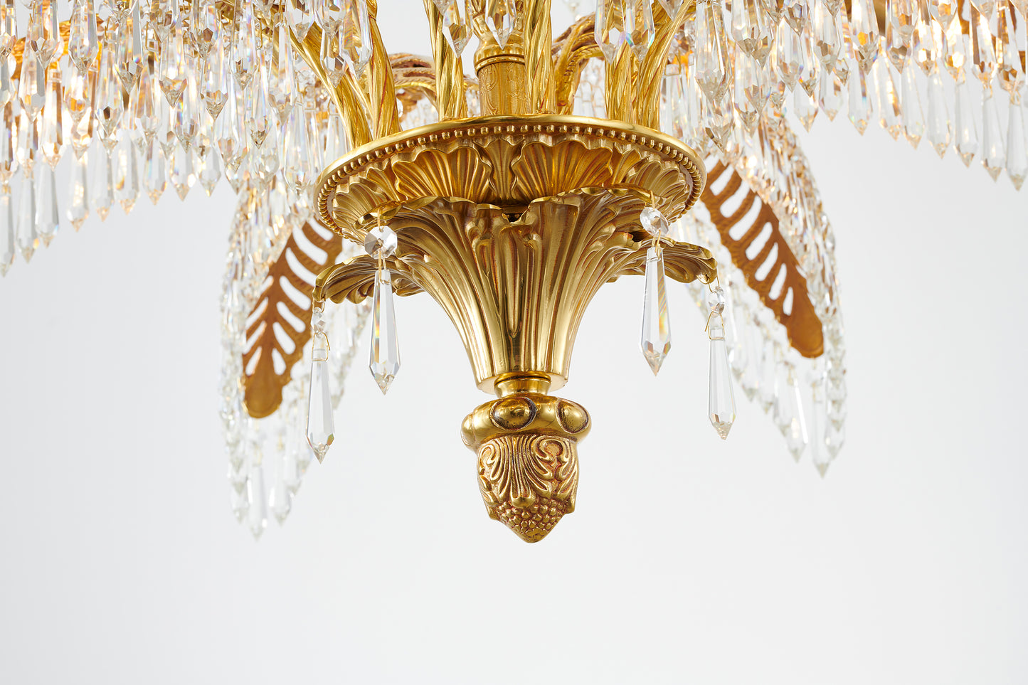 JD18 - Crown Chandelier