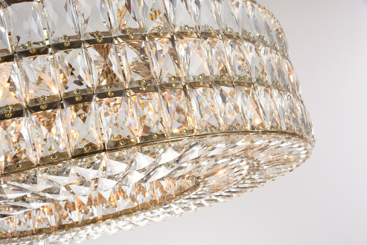 MU68 - Crown Chandelier