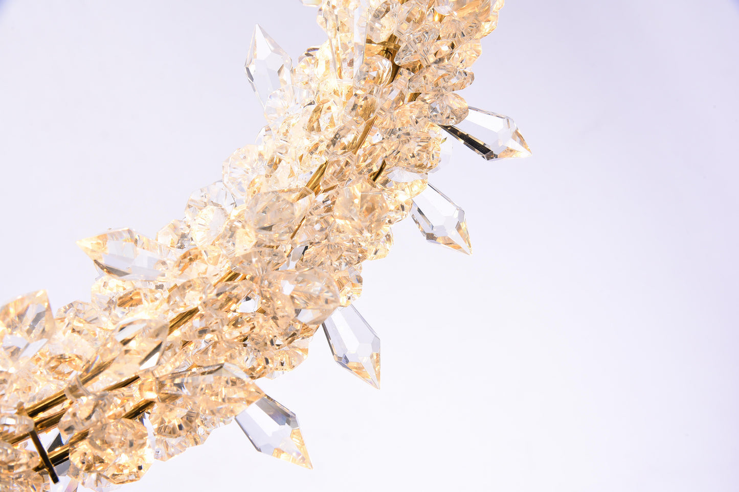 BU07P11G - Crown Chandelier