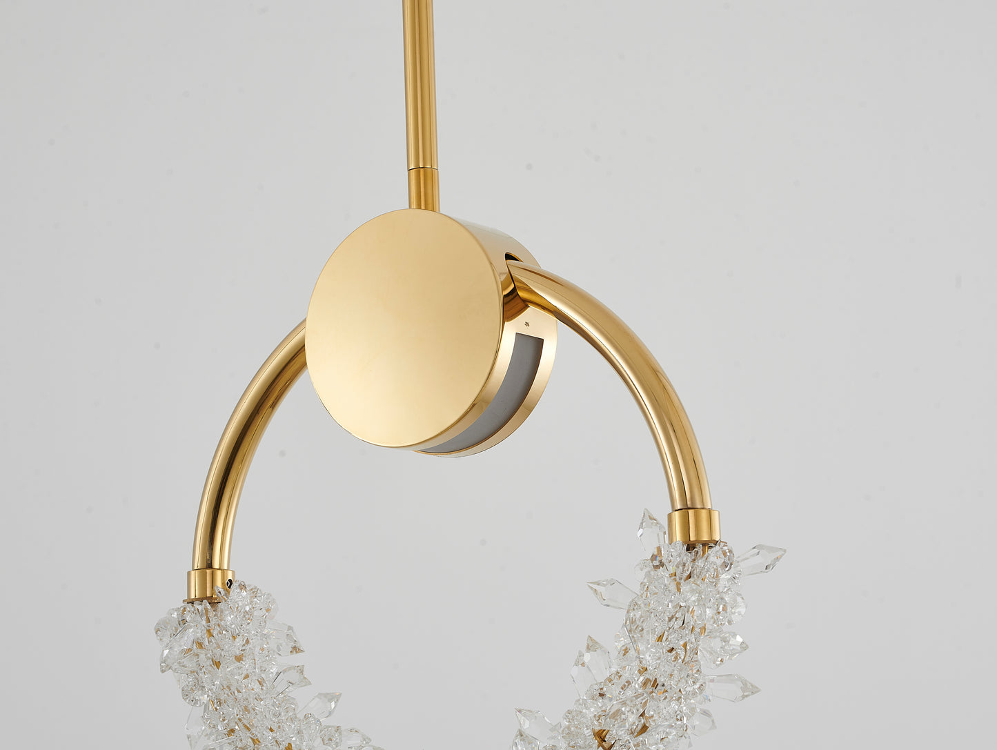 BU07P11G - Crown Chandelier