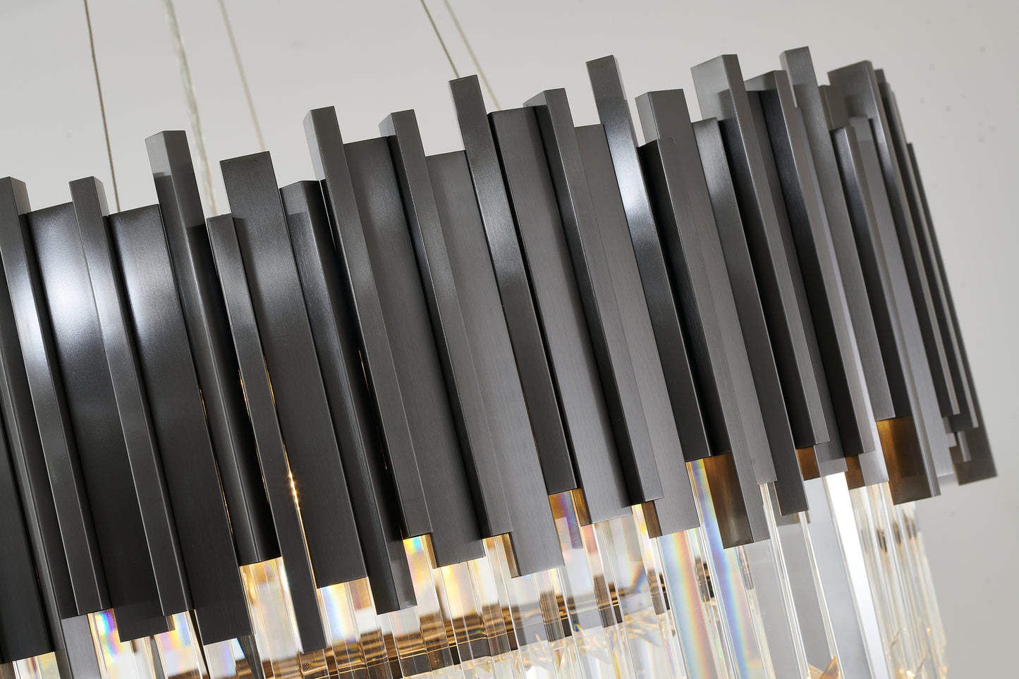 MU10C28BLK - Crown Chandelier